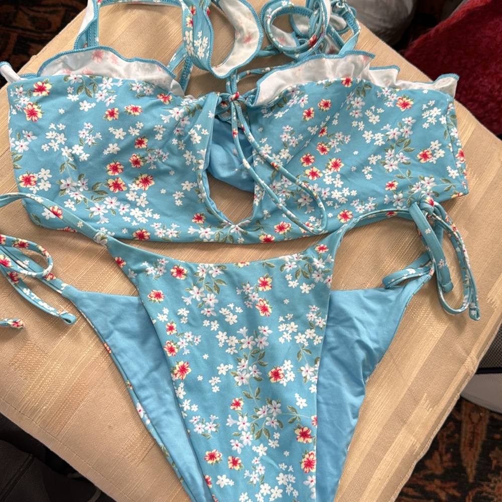 Frankies blue floral bikini